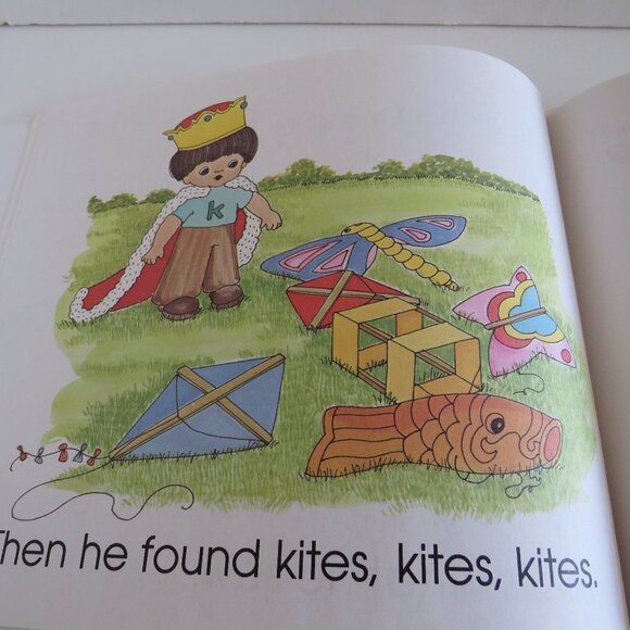 My "k" Book My First Steps To Reading WHITE BOOK Hardcover Alphabet Series - Picture 8 of 12